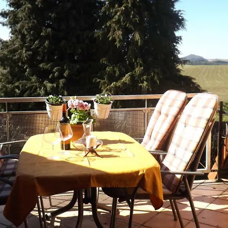 Guest house Ferienwohnung Am Panoramaweg Lichtenhain (Sebnitz)
